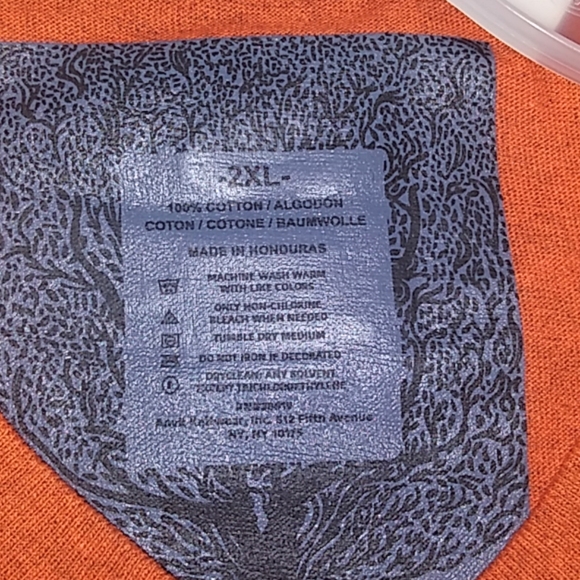 ACTIVE TOP - Picture 3 of 3